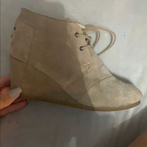 toms booties